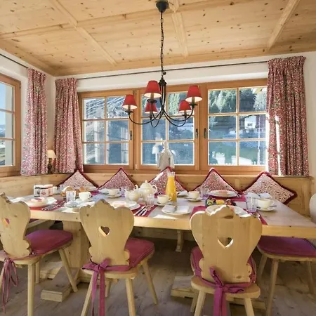 Lovely With 3 Bedrooms