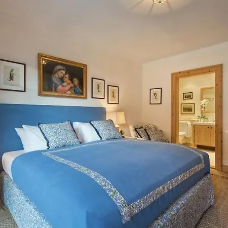 Daire Lovely With 3 Bedrooms